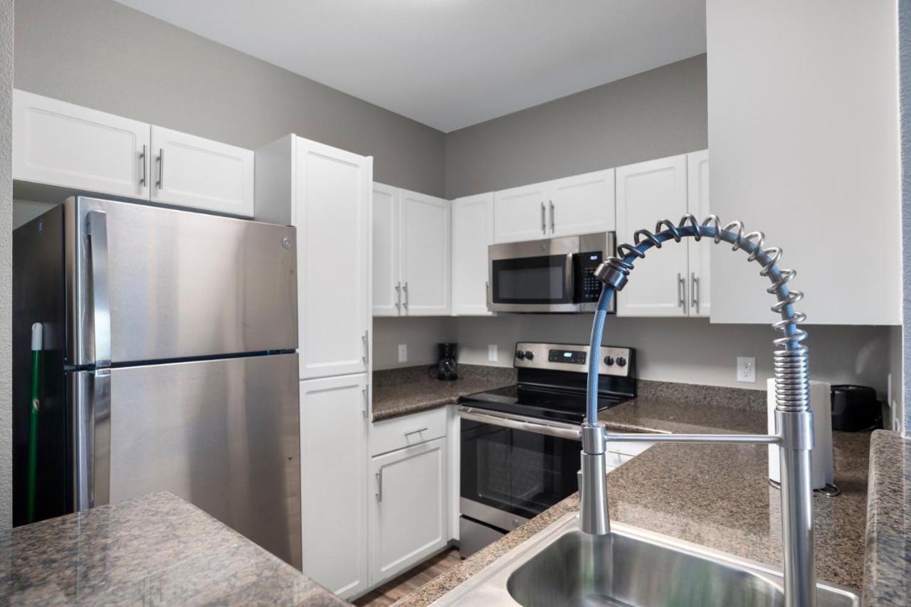 Luxury Mountain View 2Br With Balcony Located In Scottsdale Appartamento Esterno foto
